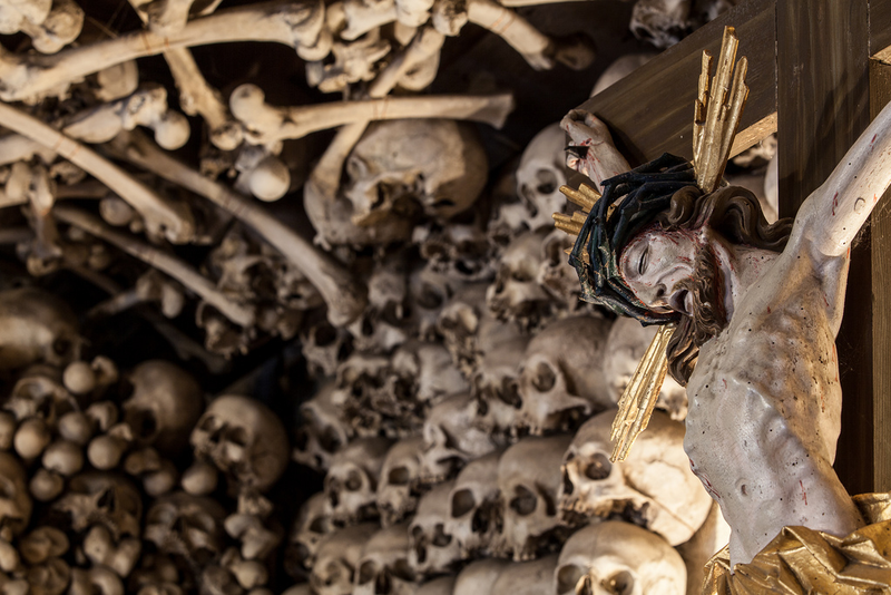 Illustration for article titled These Buildings Are Made with Skulls and Bones